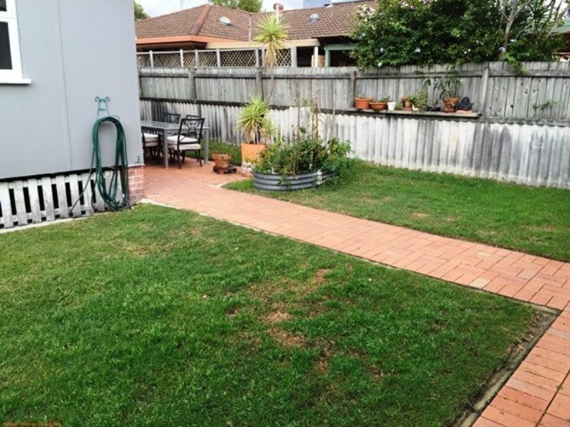 33 Cawthray Street, Biggera Waters QLD 4216