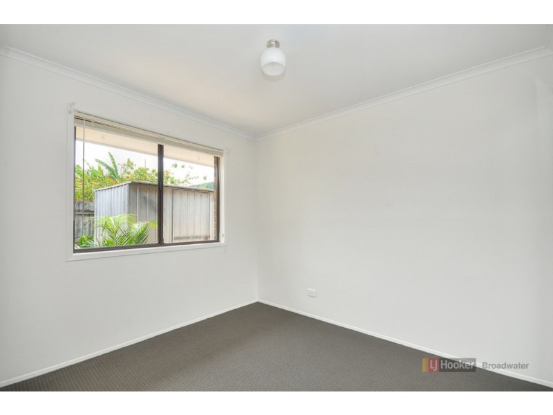 2/16 Botanical Drive, Labrador QLD 4215