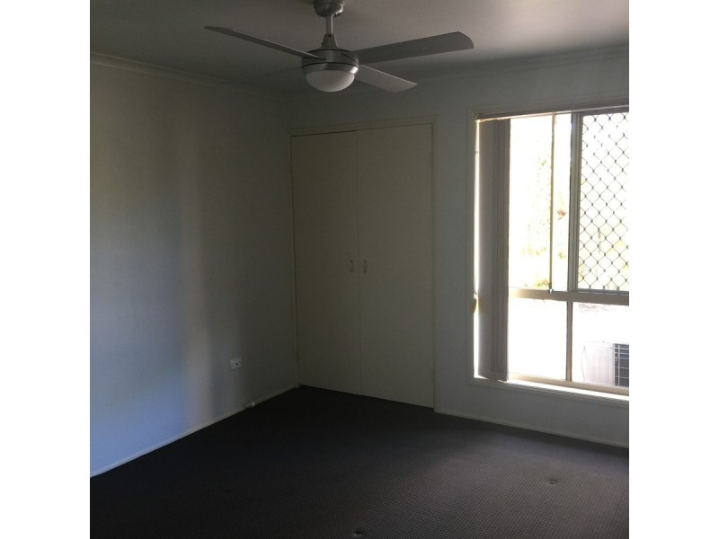 1/44 Village Way, Oxenford QLD 4210