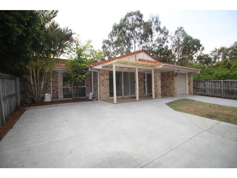 1/1 Gemma Glade, Labrador QLD 4215