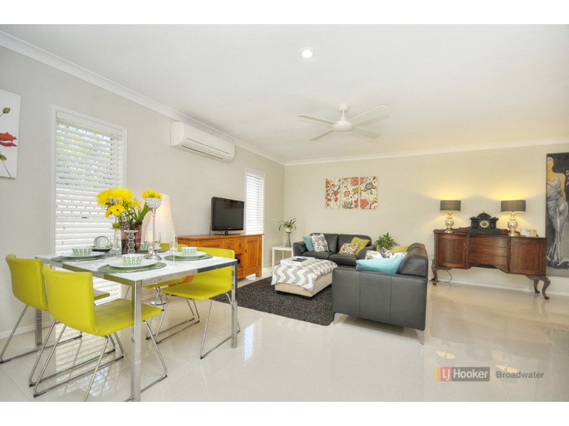 21 Siena Place, Coombabah QLD 4216