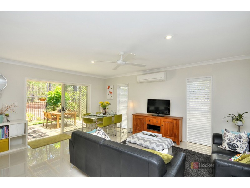 21 Siena Place, Coombabah QLD 4216