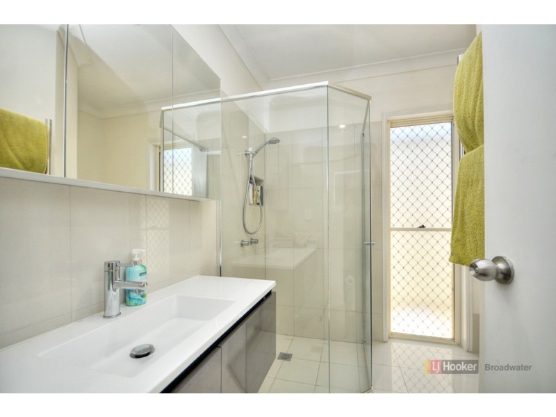 21 Siena Place, Coombabah QLD 4216