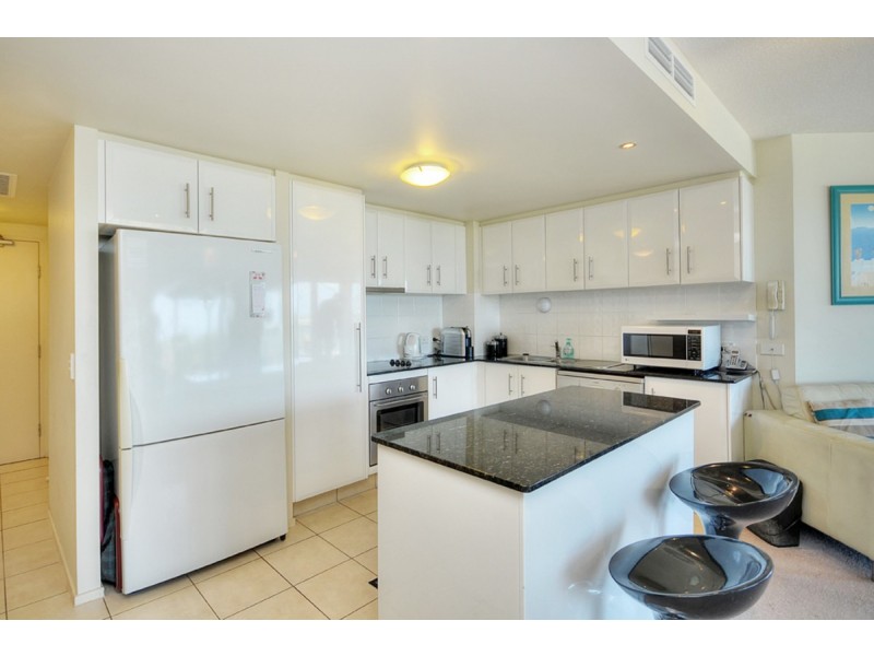 5/242-244 Marine Parade, Labrador QLD 4215