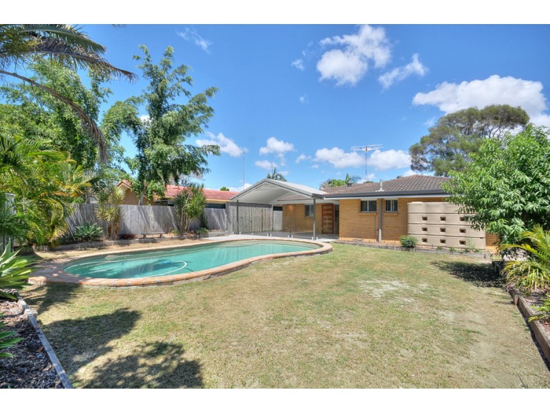 73 Muir Street, Labrador QLD 4215