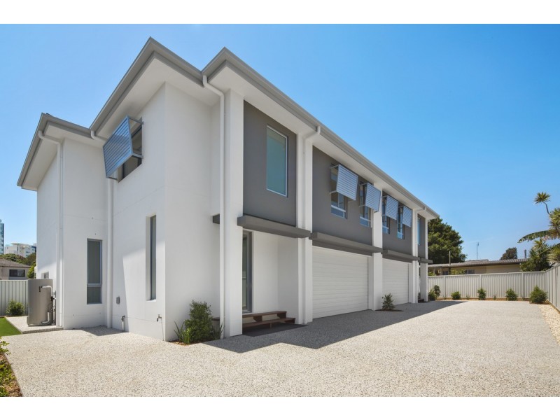 14a Broad Street, Labrador QLD 4215