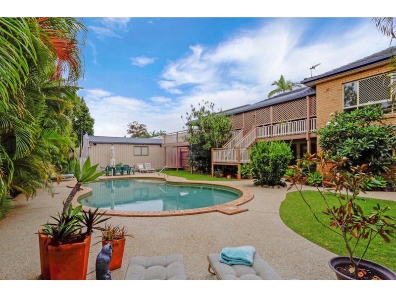 6 Manse Court, Molendinar QLD 4214