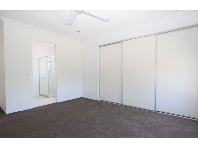 2/20 Compass Drive, Biggera Waters QLD 4216