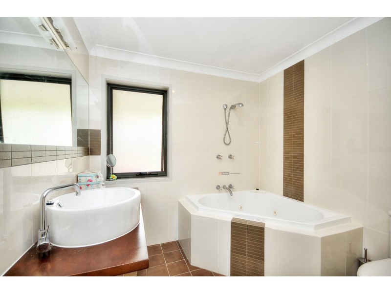 1/30 Broad Street, Labrador QLD 4215