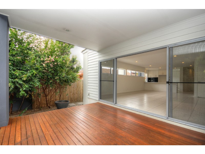 2/29 Cawthray Street, Biggera Waters QLD 4216