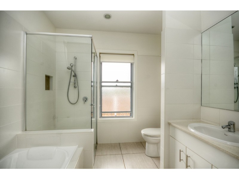 2/29 Cawthray Street, Biggera Waters QLD 4216