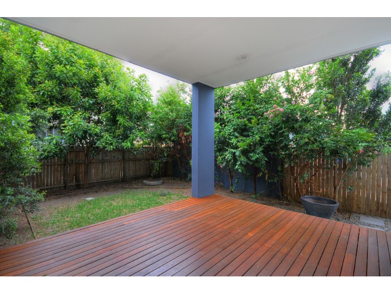 2/29 Cawthray Street, Biggera Waters QLD 4216