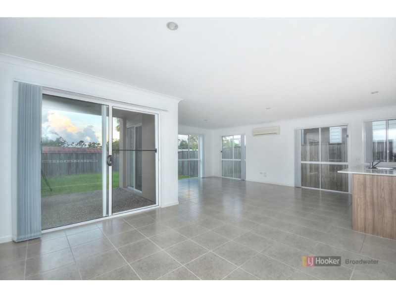 11 Sydney Street, Labrador QLD 4215