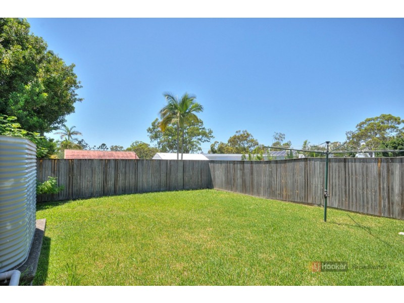 11 Sydney Street, Labrador QLD 4215