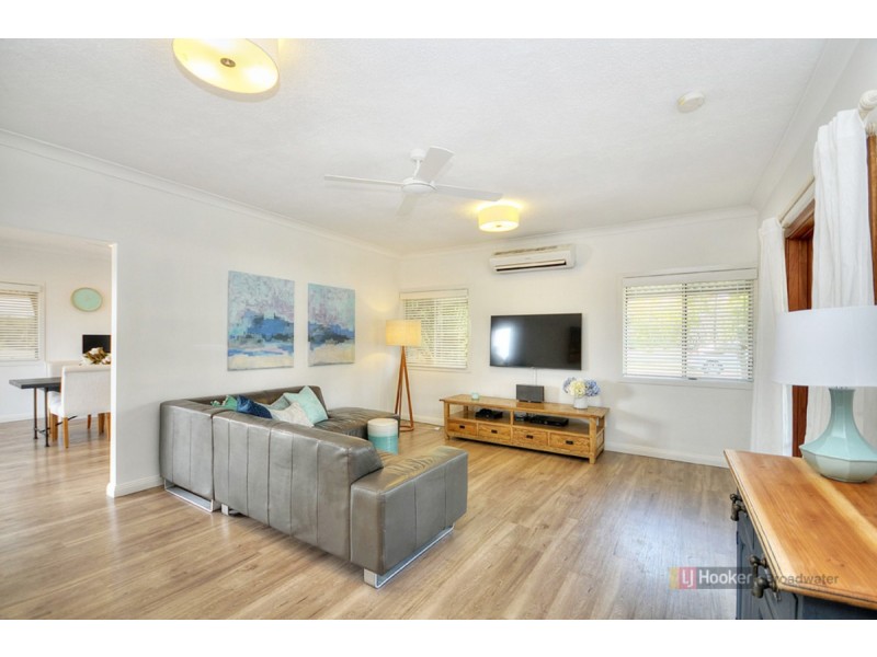 2 Corrine Avenue, Southport QLD 4215