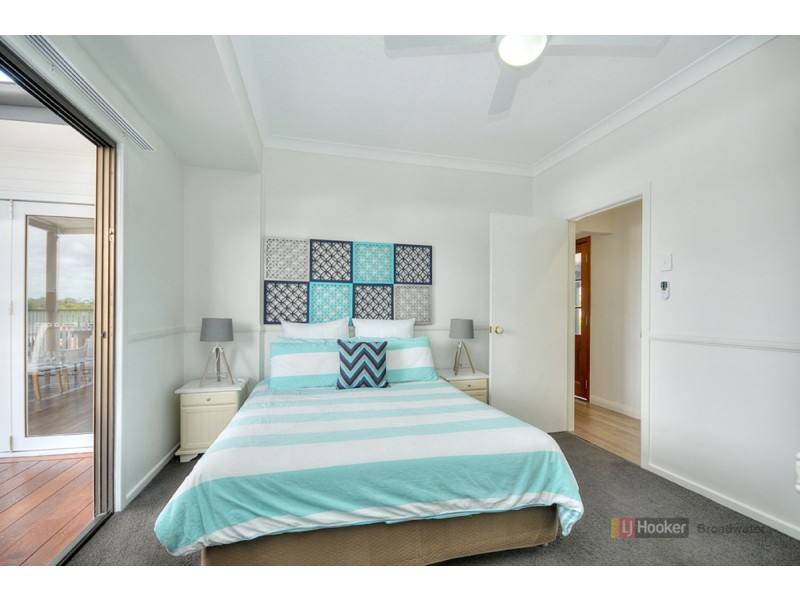 2 Corrine Avenue, Southport QLD 4215