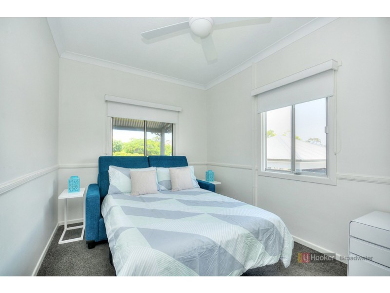 2 Corrine Avenue, Southport QLD 4215