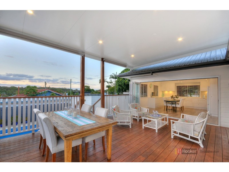 2 Corrine Avenue, Southport QLD 4215