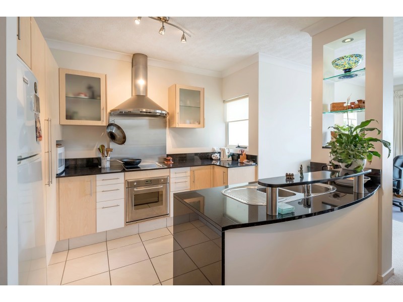 2/22 Back Street, Biggera Waters QLD 4216