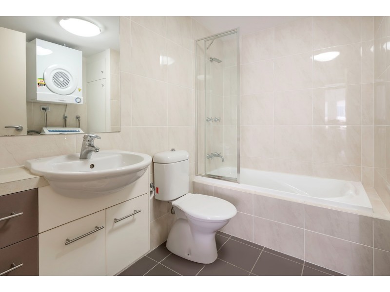 2/22 Back Street, Biggera Waters QLD 4216