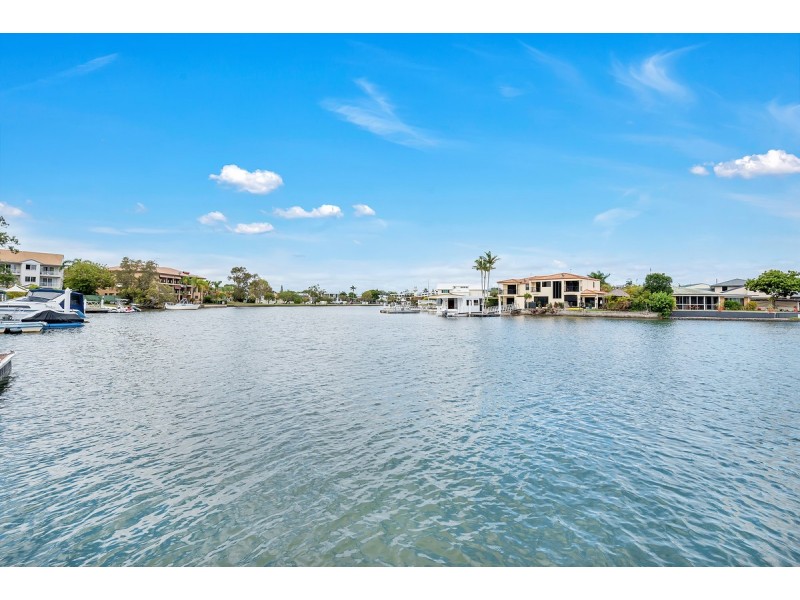 2/22 Back Street, Biggera Waters QLD 4216