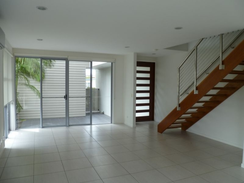 1/32 Parr Street, Biggera Waters QLD 4216
