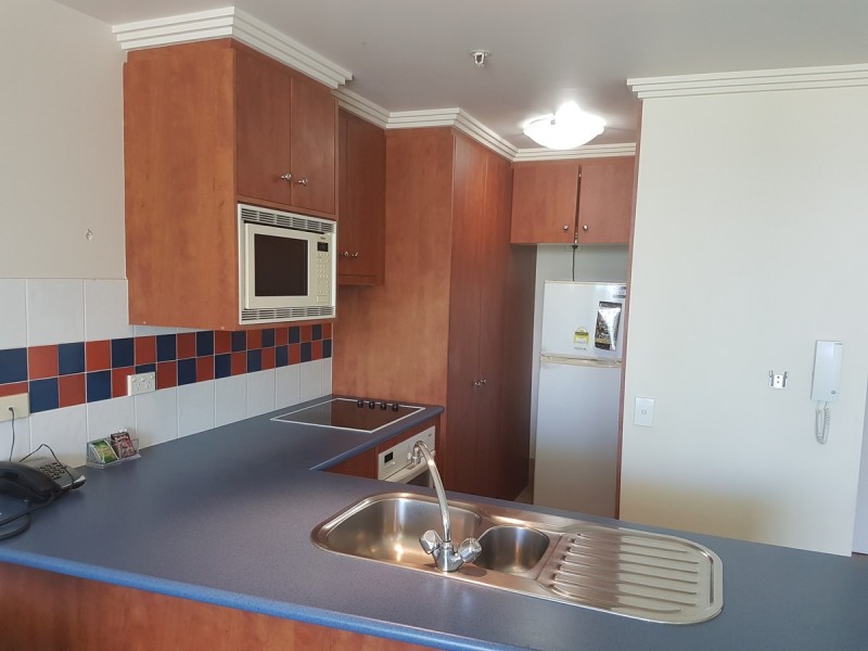 203/182-192 Marine Parade, Labrador QLD 4215