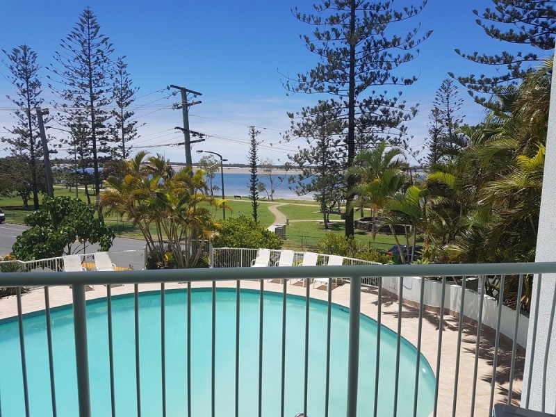 203/182-192 Marine Parade, Labrador QLD 4215