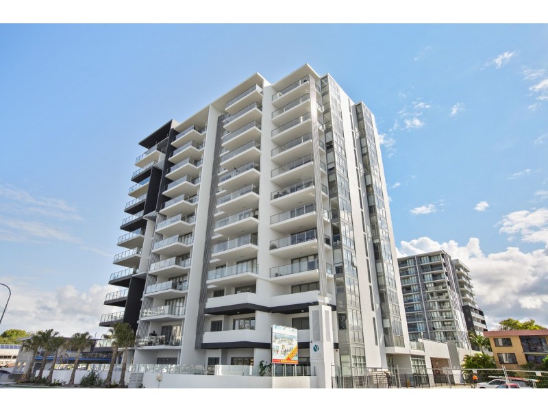 204/378 Marine Parade, Labrador QLD 4215