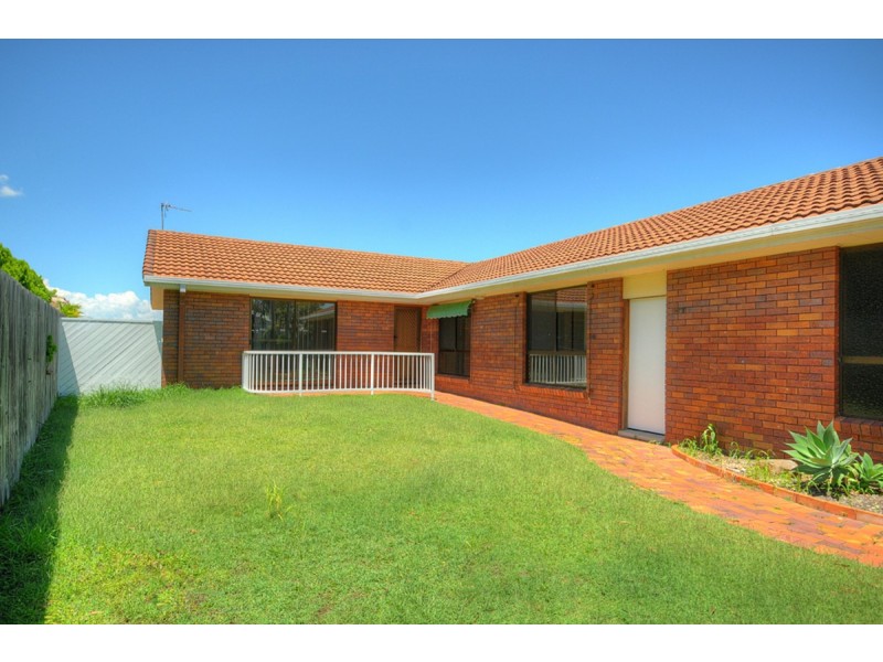 24 Longboat Place, Biggera Waters QLD 4216