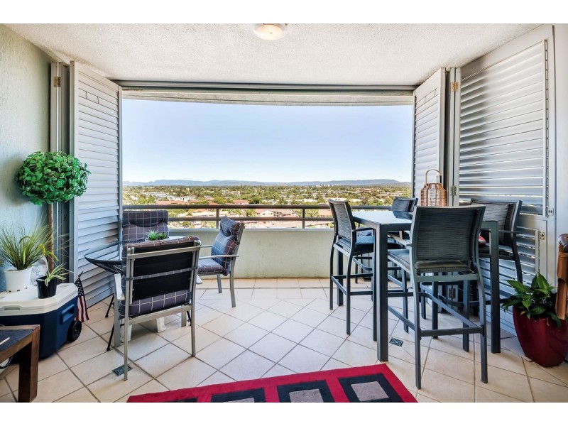 907/352-360 Marine Parade, Labrador QLD 4215