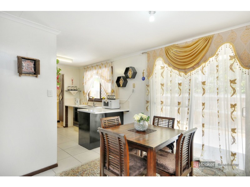 2/153 Government Road, Labrador QLD 4215