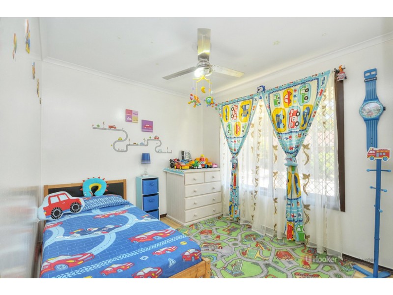 2/153 Government Road, Labrador QLD 4215