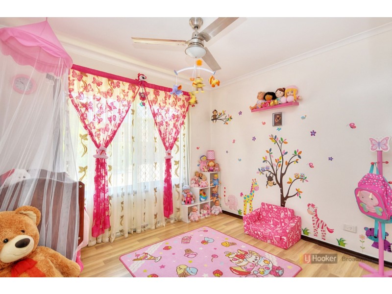 2/153 Government Road, Labrador QLD 4215