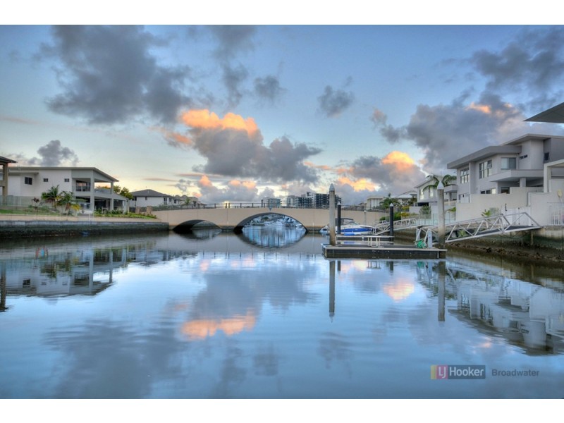 2/21 South Quay Drive, Biggera Waters QLD 4216