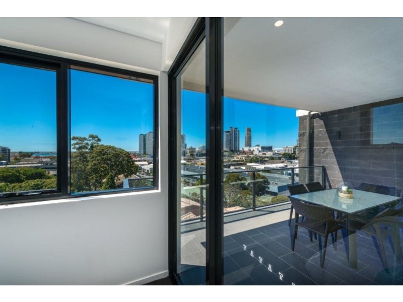 87-91 High Street, Southport QLD 4215