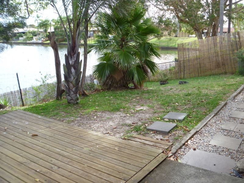 1/17 Kangaroo Avenue, Coombabah QLD 4216