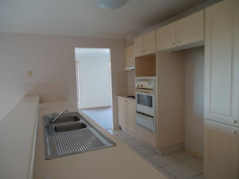 31 Zoeller Drive, Parkwood QLD 4214