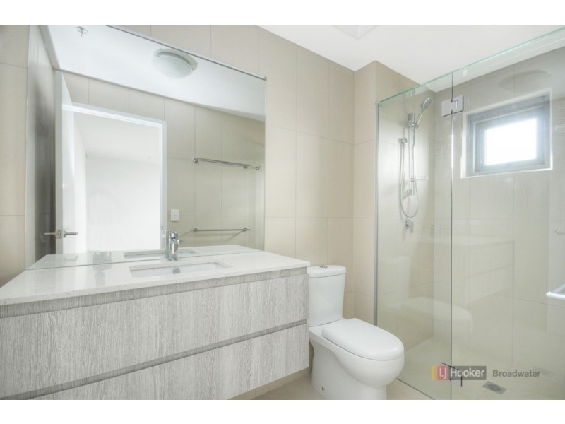 502/378 Marine Parade, Labrador QLD 4215