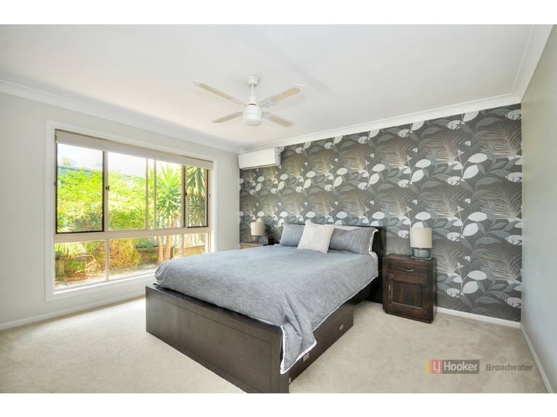 14 Ashburton Close, Arundel QLD 4214