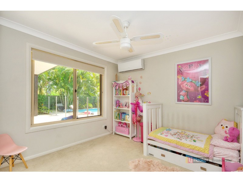 14 Ashburton Close, Arundel QLD 4214