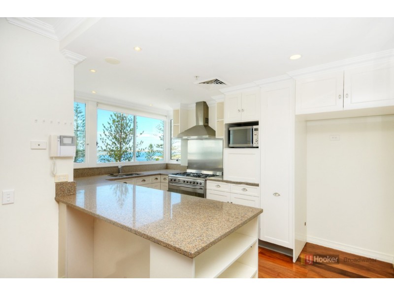 303/212-214 Marine Parade, Labrador QLD 4215