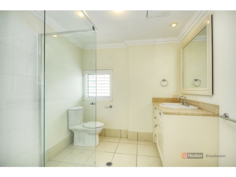 303/212-214 Marine Parade, Labrador QLD 4215