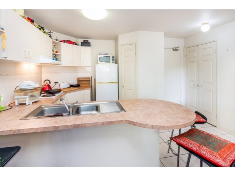 3/143 Frank Street, Labrador QLD 4215