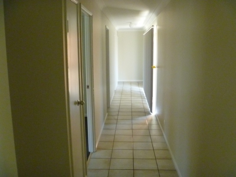 4 Ossie Court, Parkwood QLD 4214
