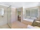 2/5 Rouen Avenue, Paradise Point QLD 4216