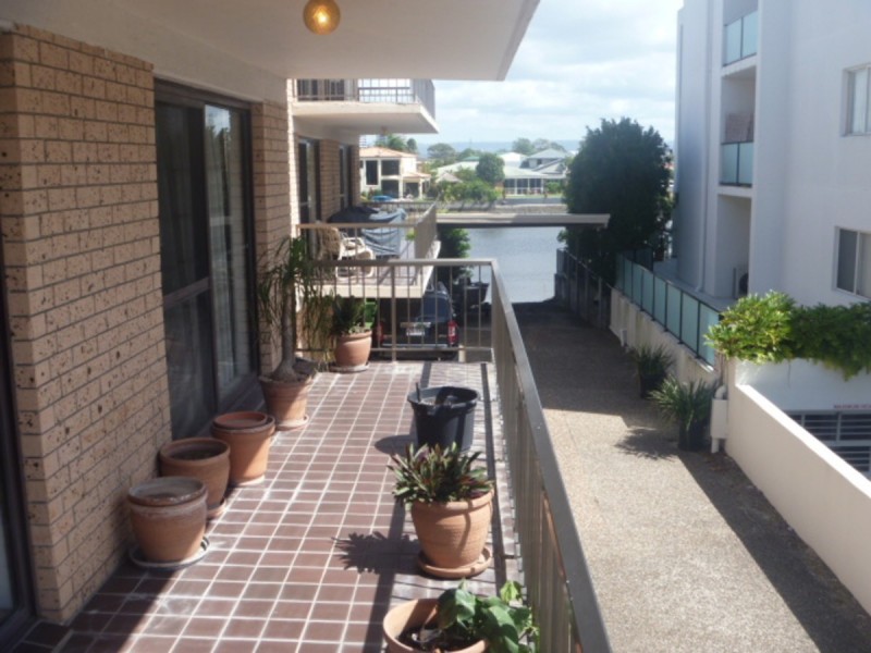 4/18 Back Street, Biggera Waters QLD 4216