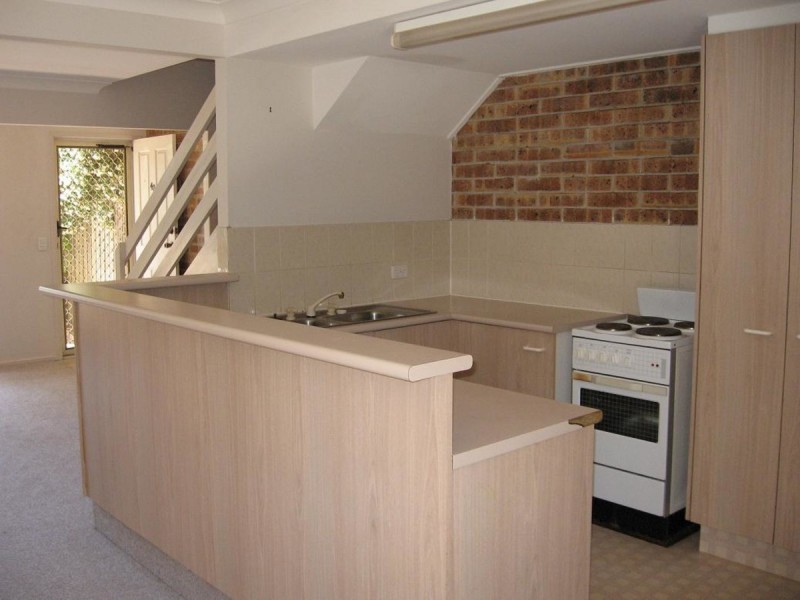 40/71 Olsen Avenue, Labrador QLD 4215