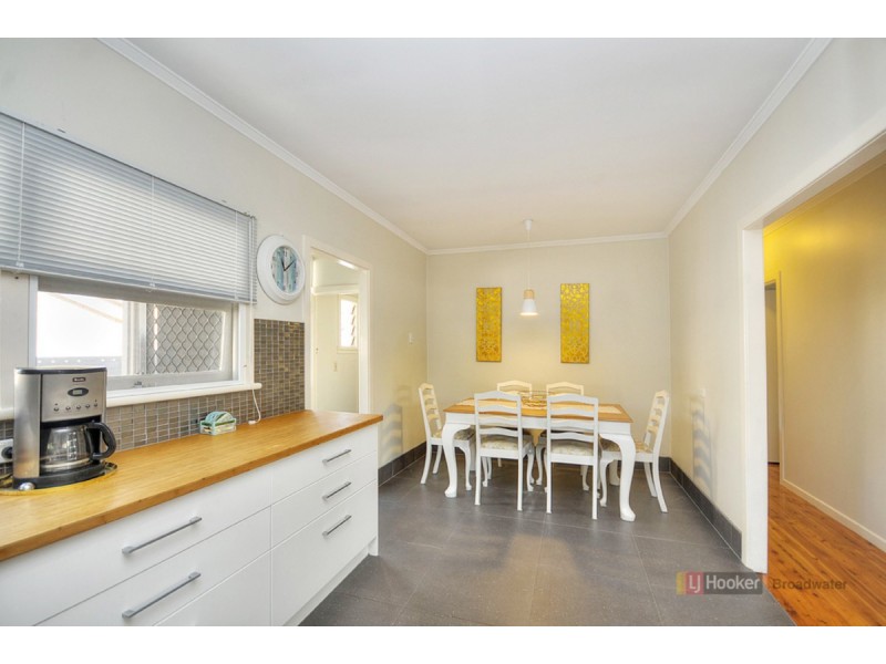 53 Deakin Avenue, Southport QLD 4215