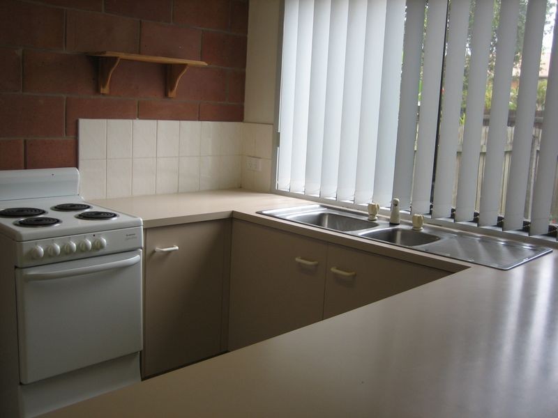 10/111 Little Usher Avenue, Labrador QLD 4215